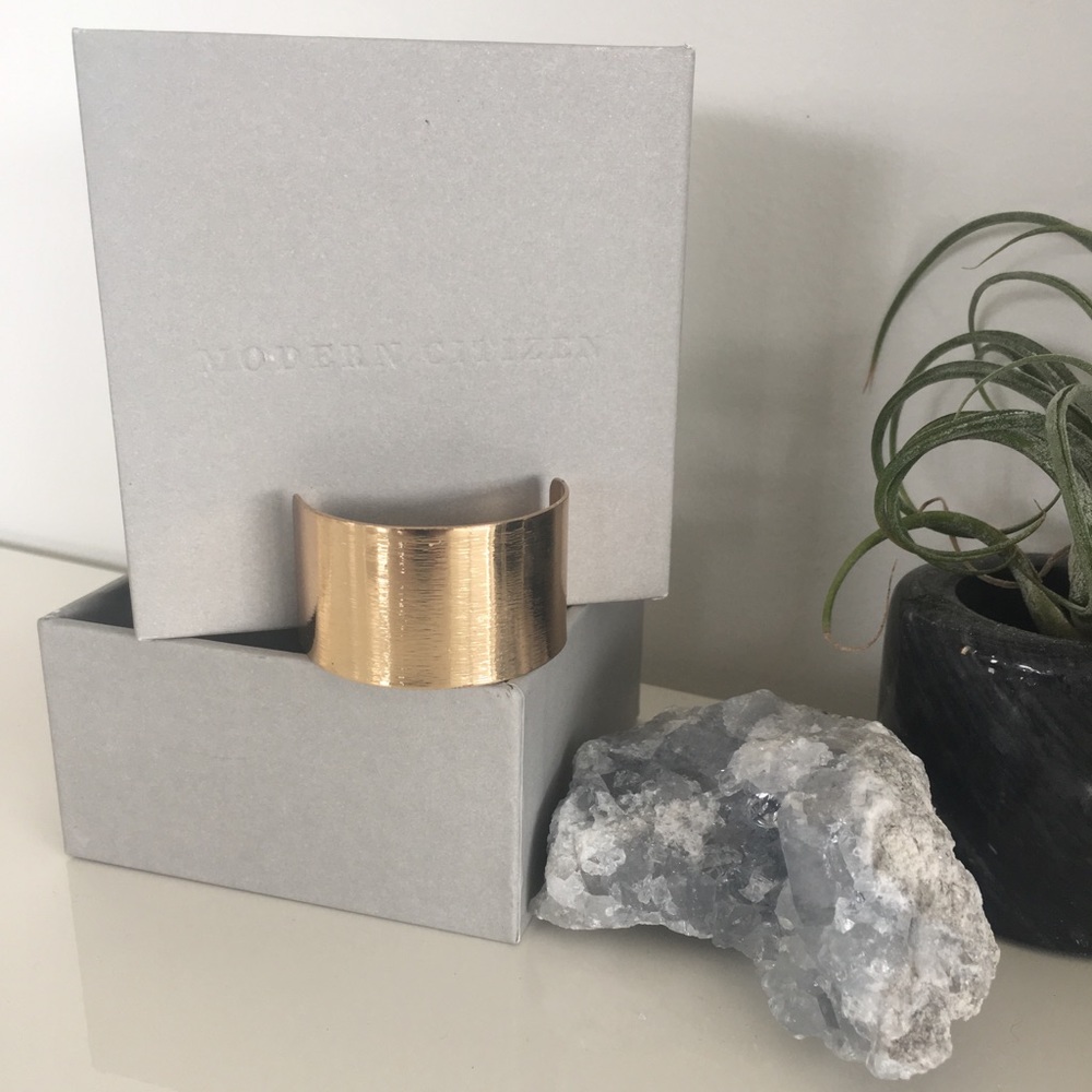 Modern Citizen Gold Hair Tie **FREE w/ purchase**